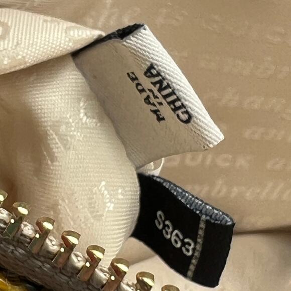 Kate Spade New York Glitter Gia Sparkler Large Pouch Multi Makeup Pouch Bag Zip - Picture 7 of 7